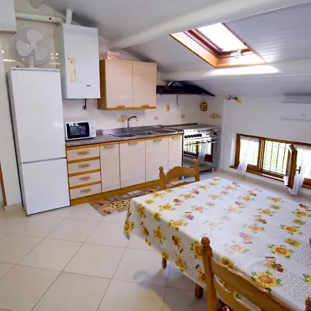 Dimora Mariagrazia Tatil Evi *